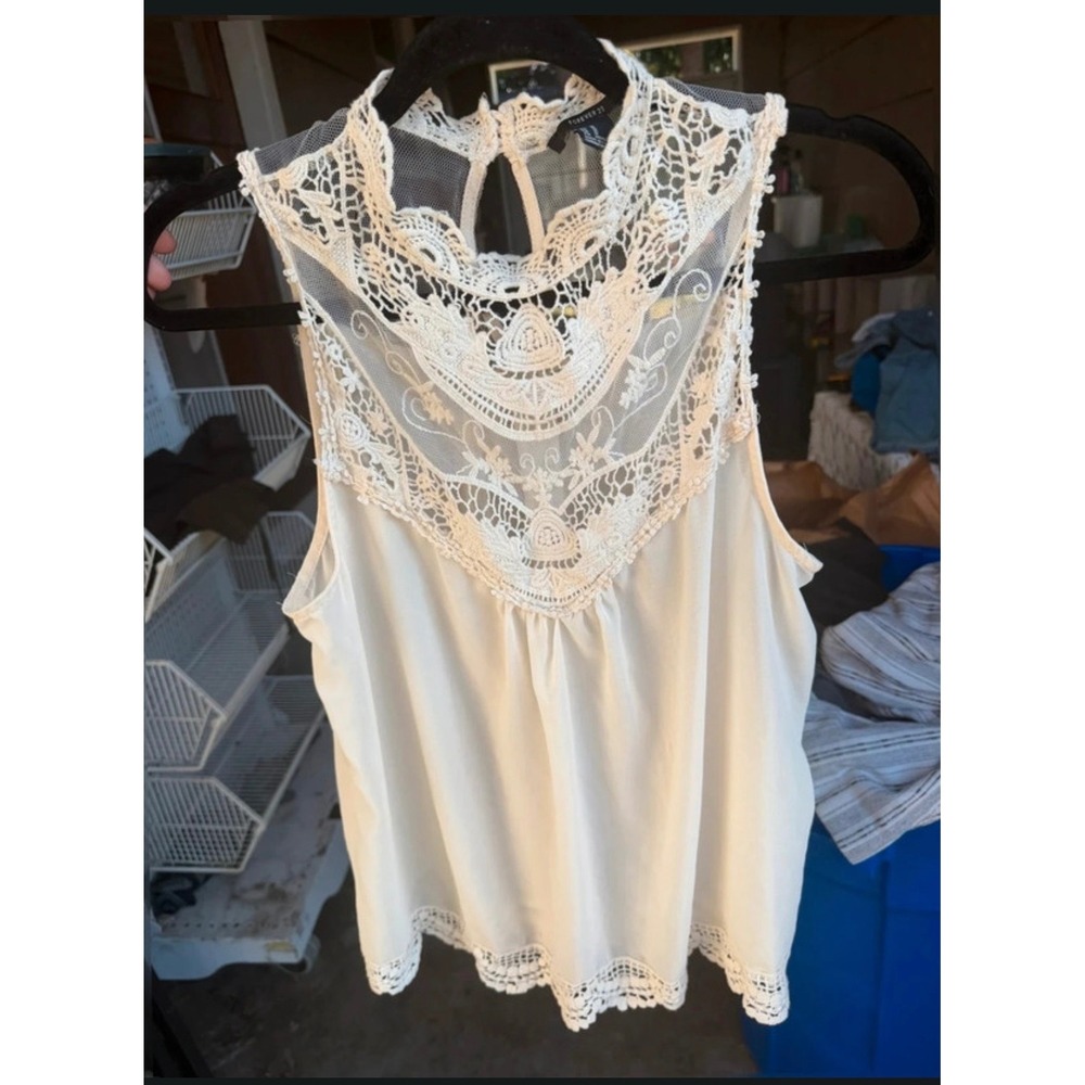 Forever 21 Cream Crochet Lace High Neck Sleeveless Chiffon Blouse Medium